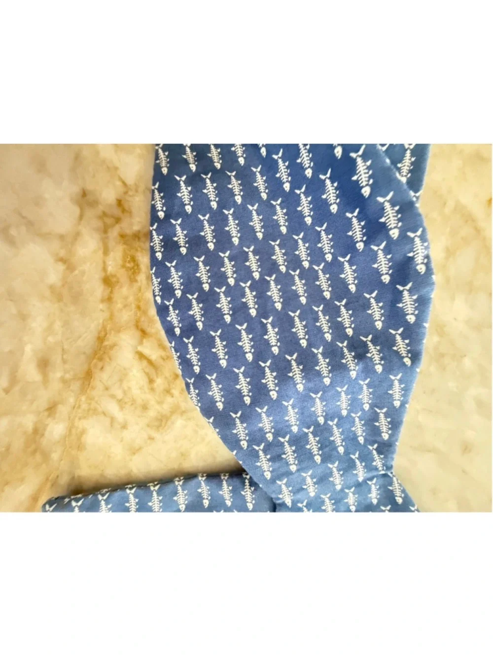 Vineyard Vines shark Blue & White Fishbone Bow Tie multiple and adjustable size